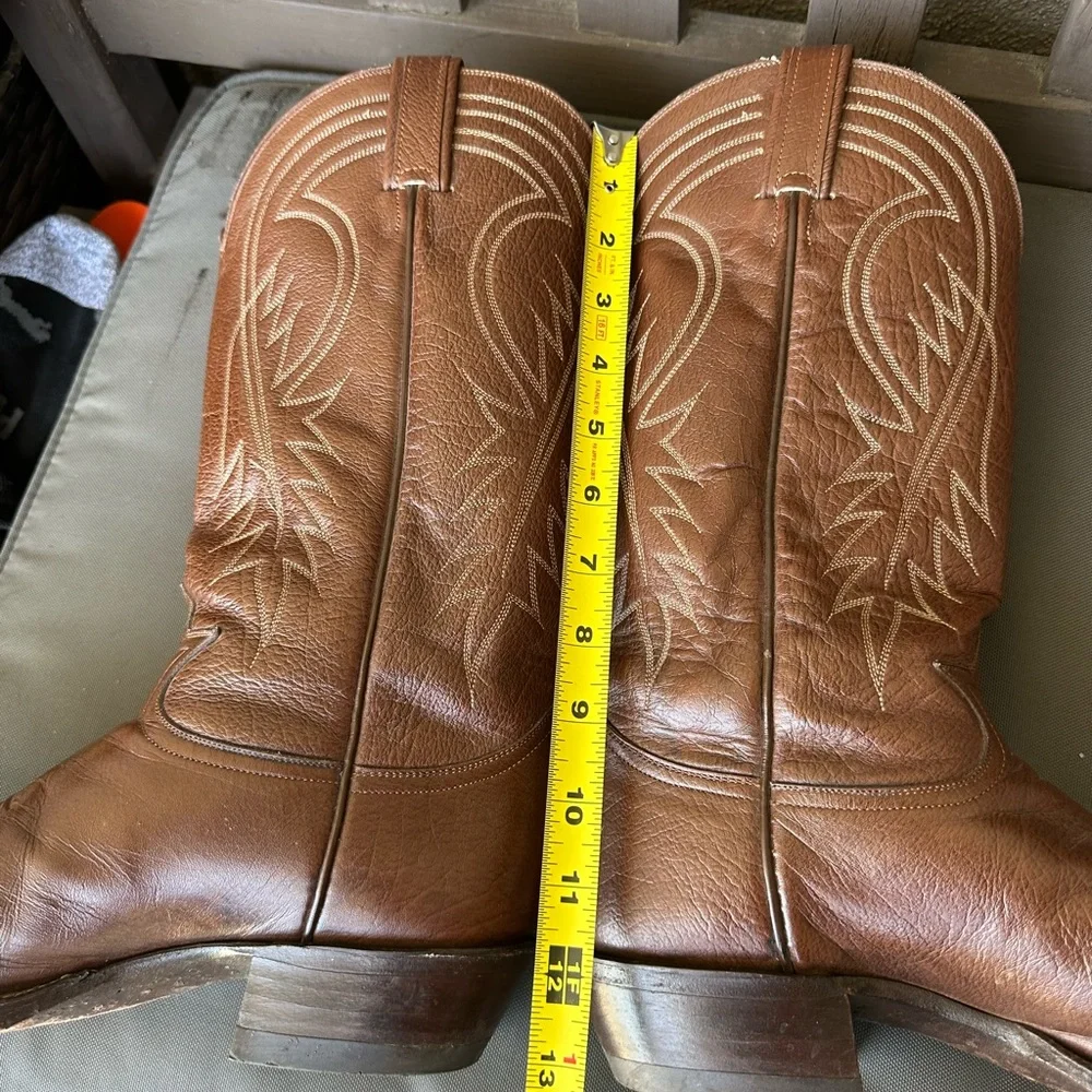 Tony Lama Brown Western Cowboy Boots - Picture 9 of 10